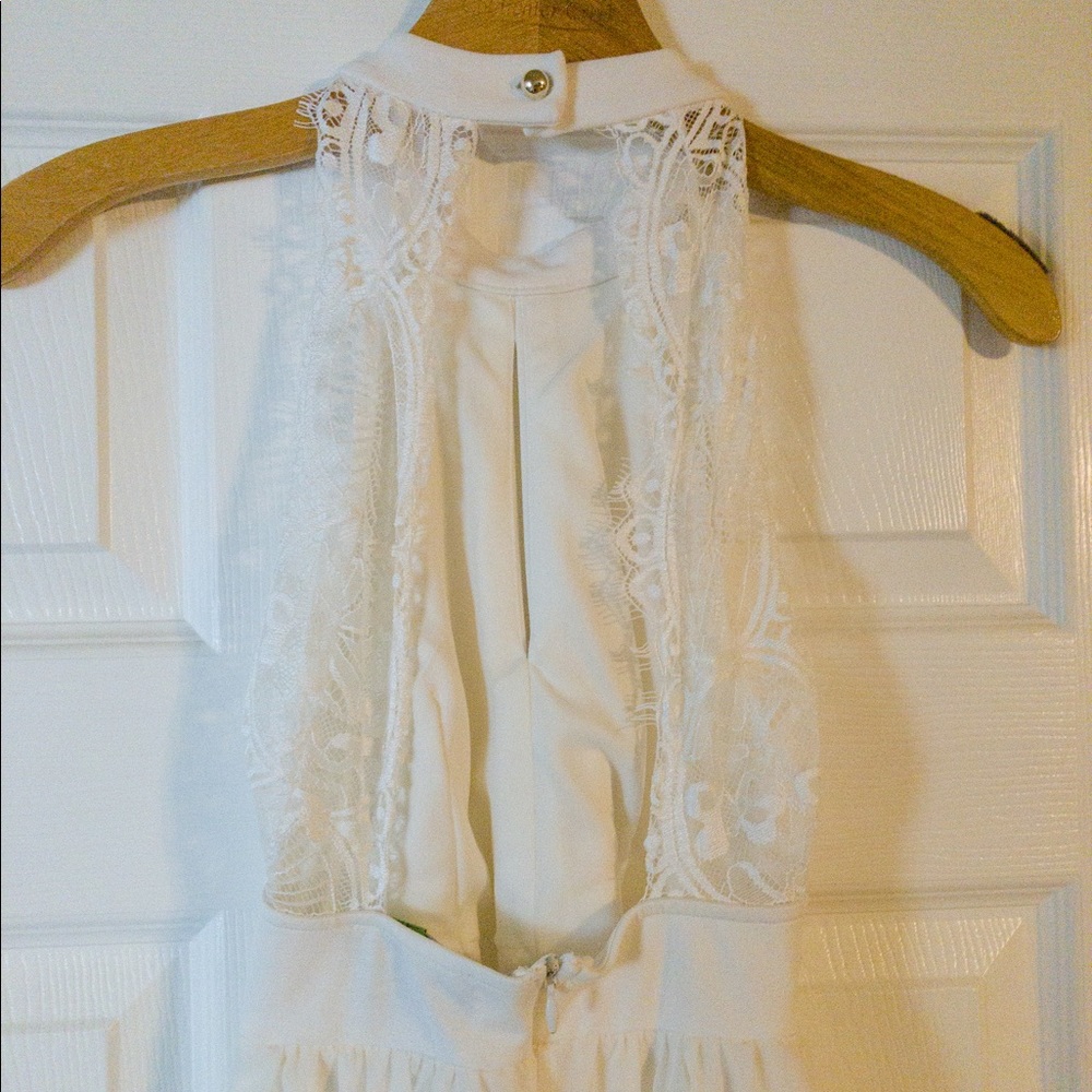 🎉✨Host Pick✨🎉Lulus white dress (9/21) - Picture 3 of 5